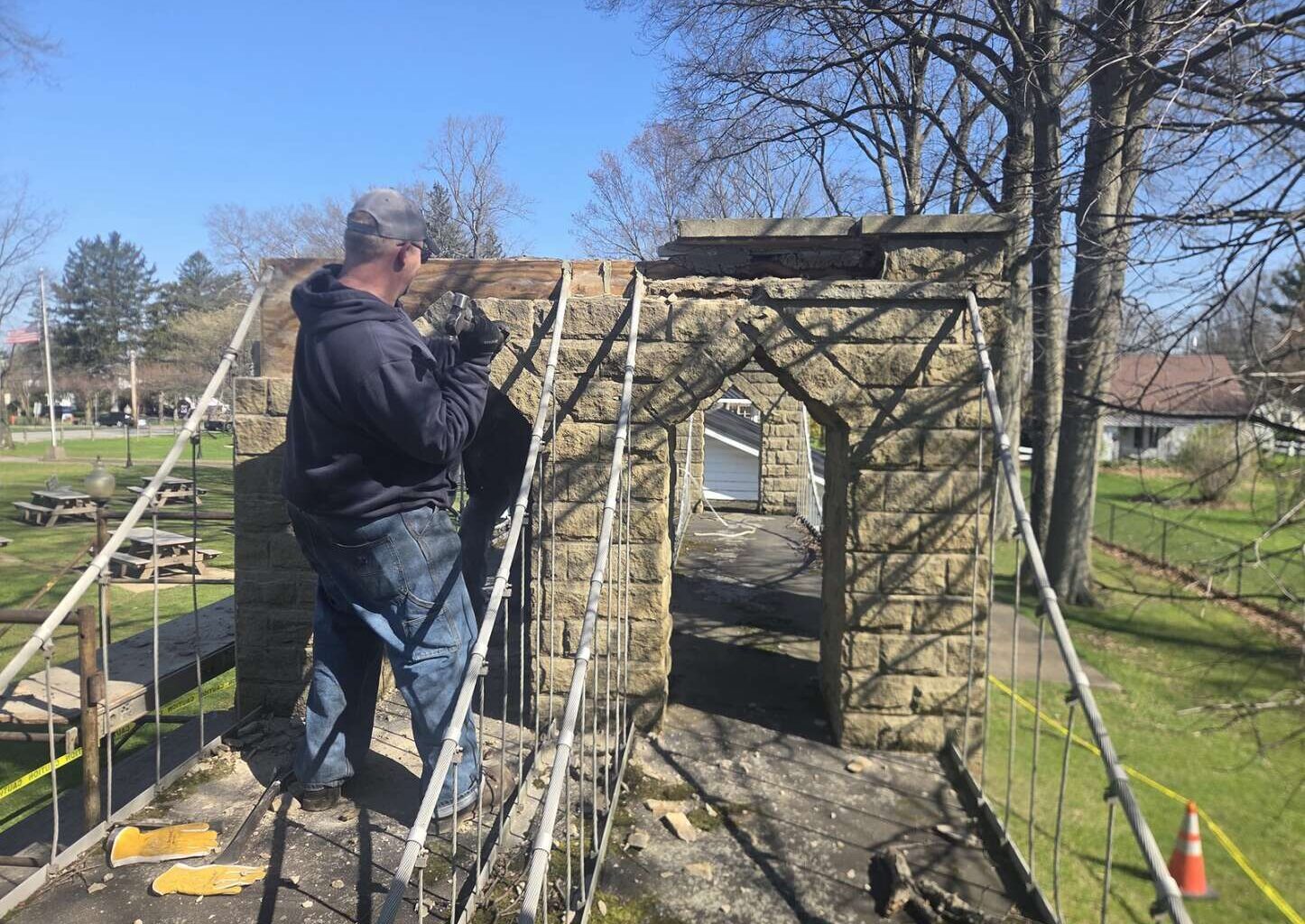 Work begins to dismantle Brooklyn Bridge replica – Butler Eagle