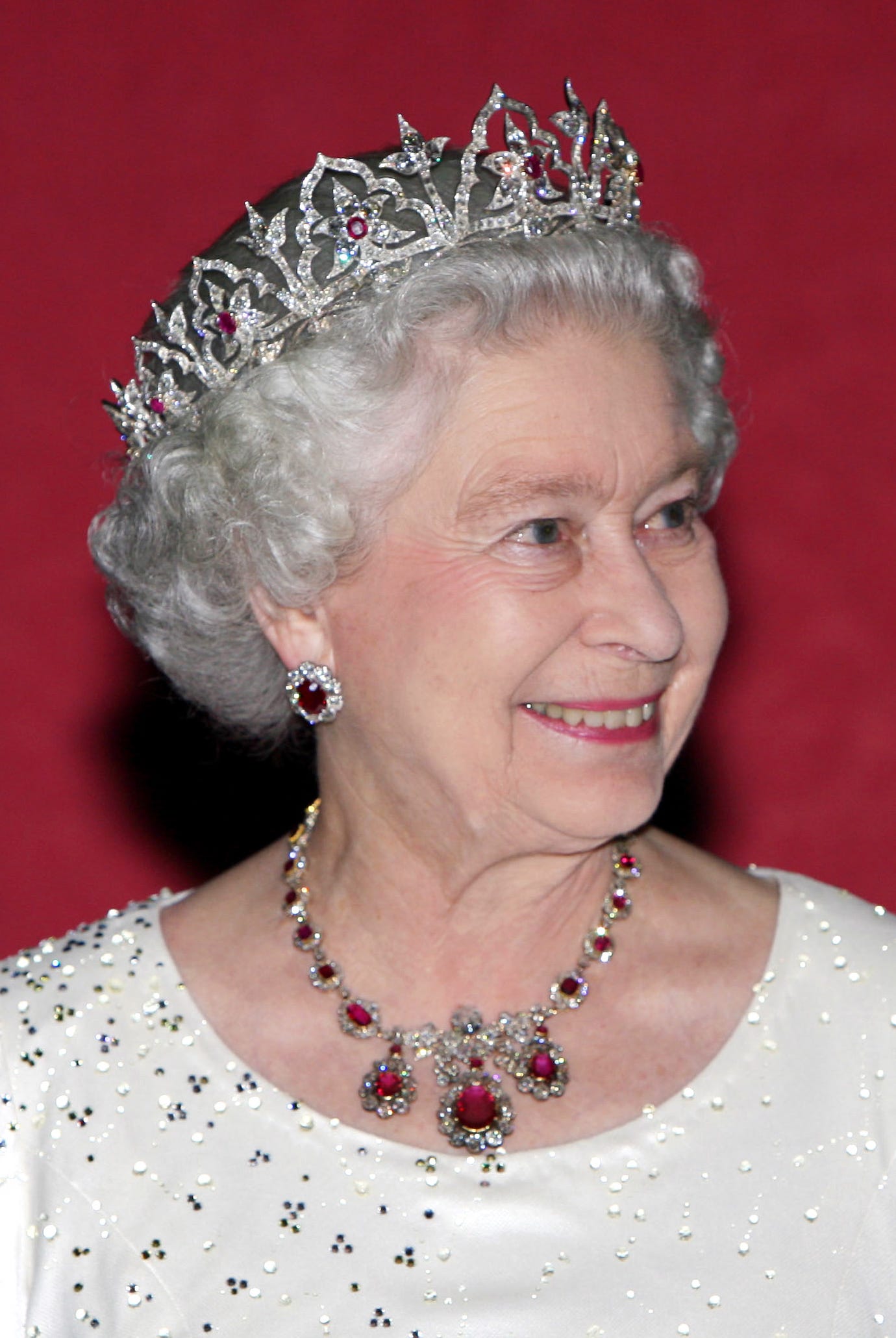 visit to malta by queen elizabeth ii  the duke of edinburgh