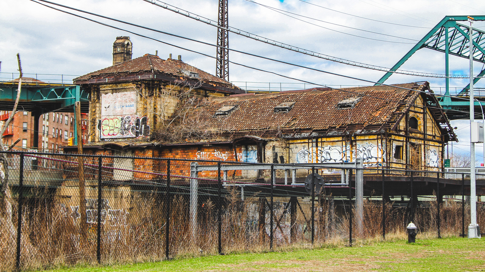 What Happened To Amtrak's Abandoned Station In The Bronx?