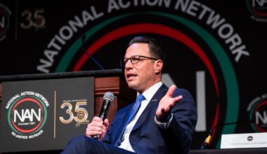 Democratic presidential prospects flock to New York