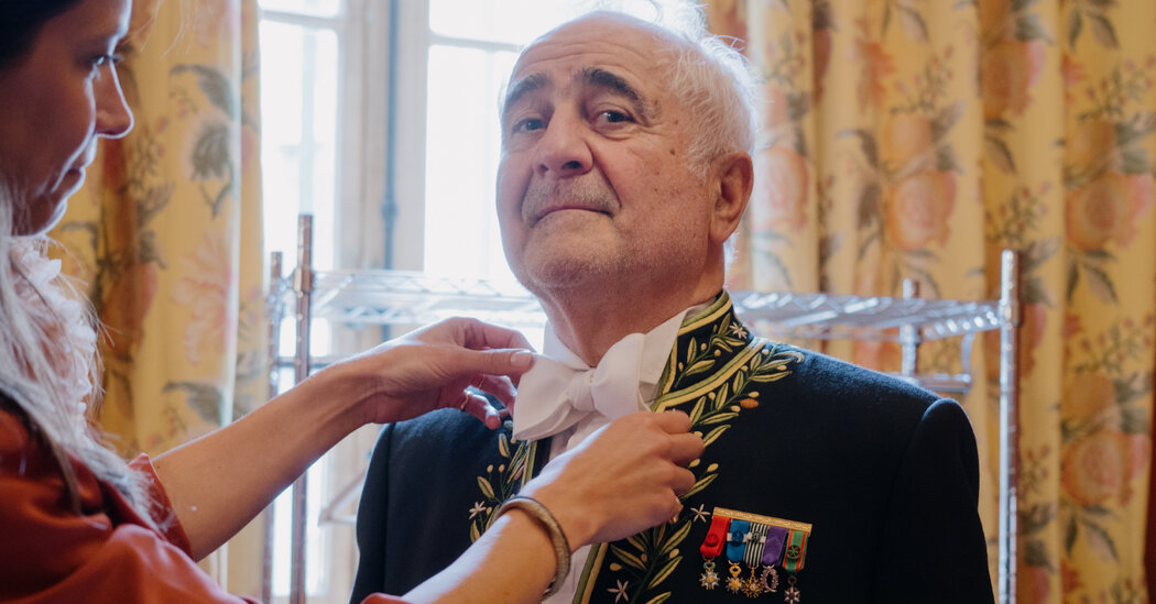 Guy Savoy Awarded Légion d’Honneur