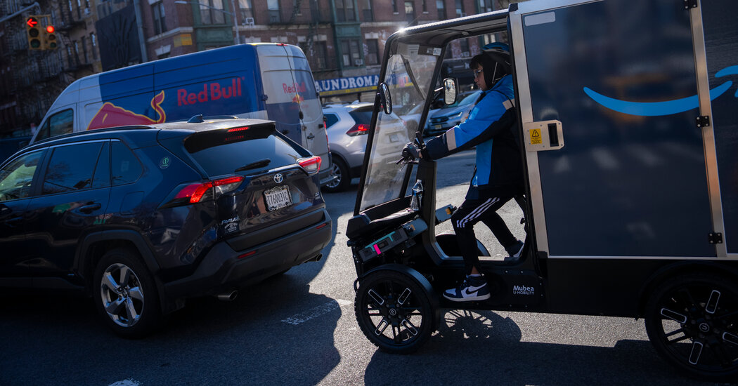 Amazon E-Bikes Take Root in Manhattan and Brooklyn