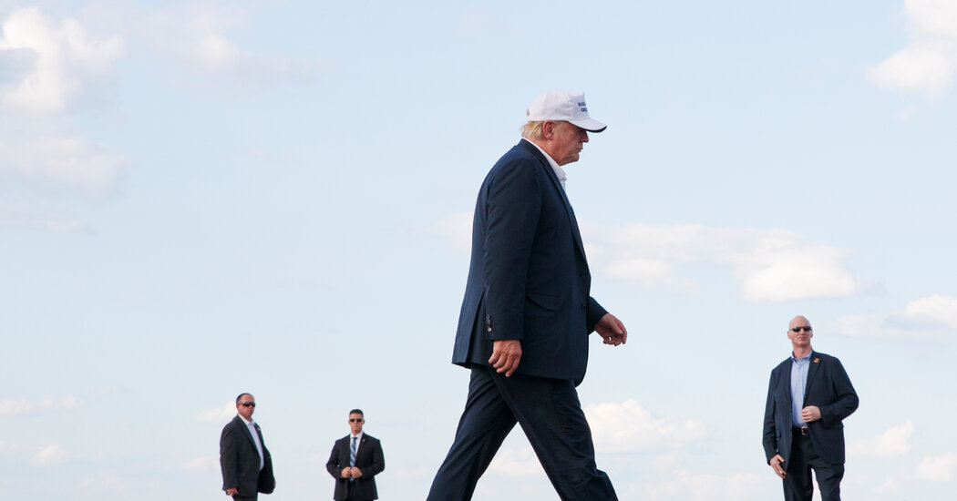 A Crack in the Polling Floor Puts Trump in New Territory