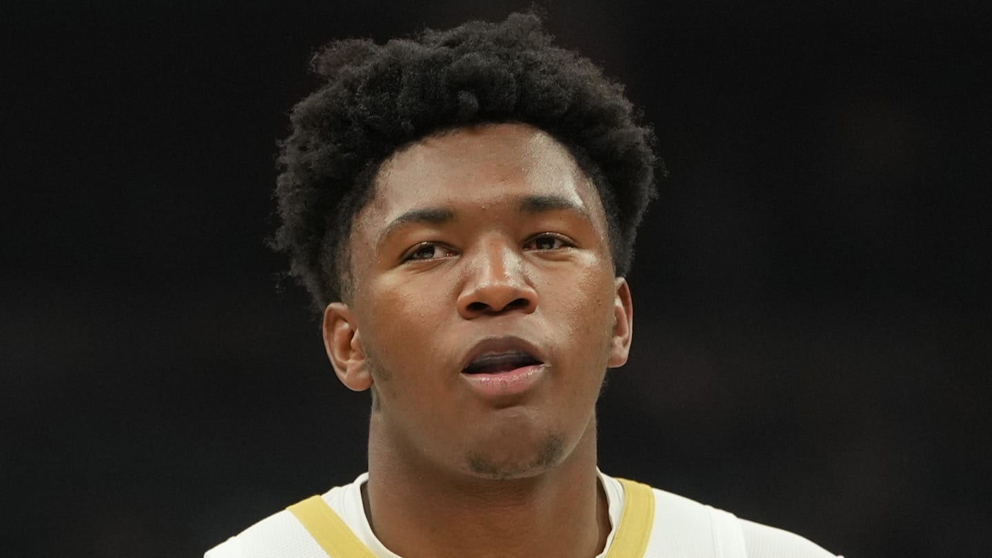Apr 3, 2026; Sacramento, California, USA; New Orleans Pelicans center Derik Queen (22) during the first quarter against the Sacramento Kings at Golden 1 Center. Mandatory Credit: Darren Yamashita-Imagn Images