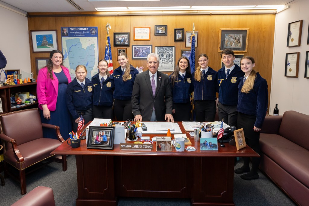 Tedisco welcomes Schuylerville High School Future Farmers of America to NYS Capitol – Saratogian