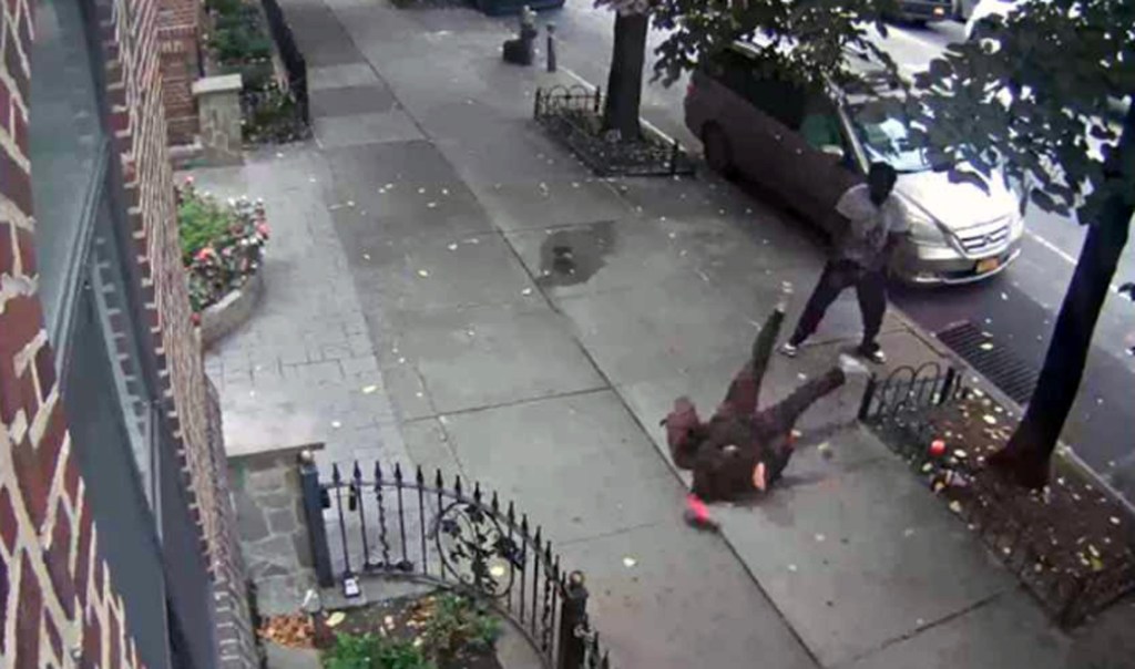 Sucker-punching FBI agent on Brooklyn sidewalk gets recently paroled ex-con another year