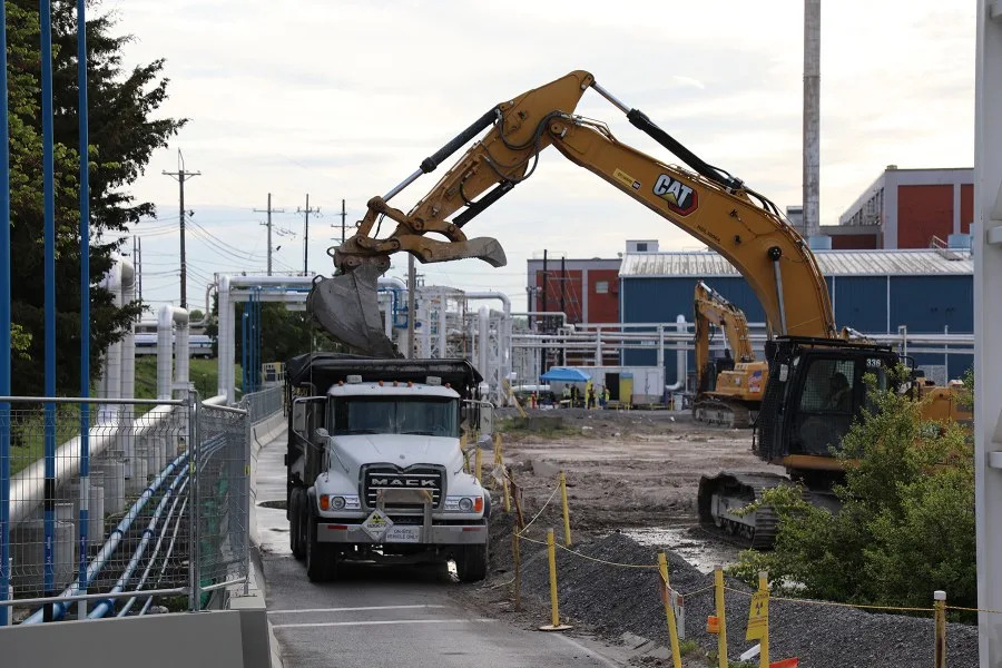 Oak Ridge crews load one of the final truckloads of waste for shipment from the former Alpha-2 building footprint at the Y-12 National Security Complex. (United Cleanup Oak Ridge)