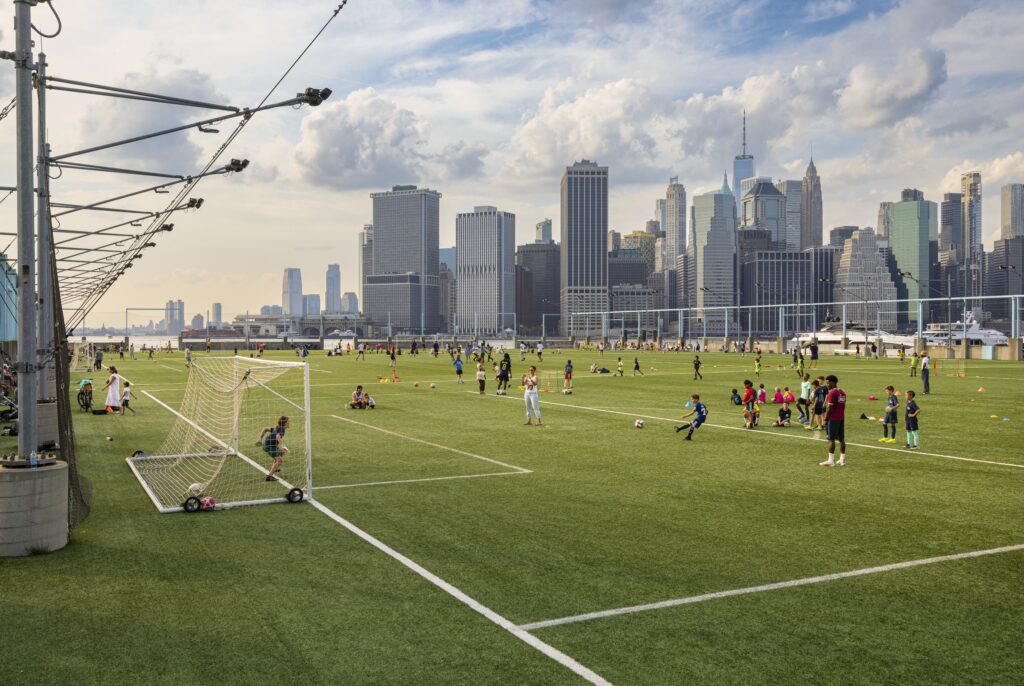 Pier 5 in Brooklyn Bridge Park.Photo: Etienne Frossard