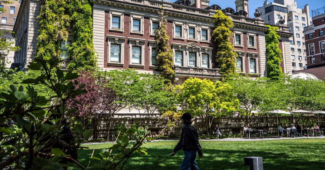 A Stroll Through the Mansions of New York’s Gilded Age