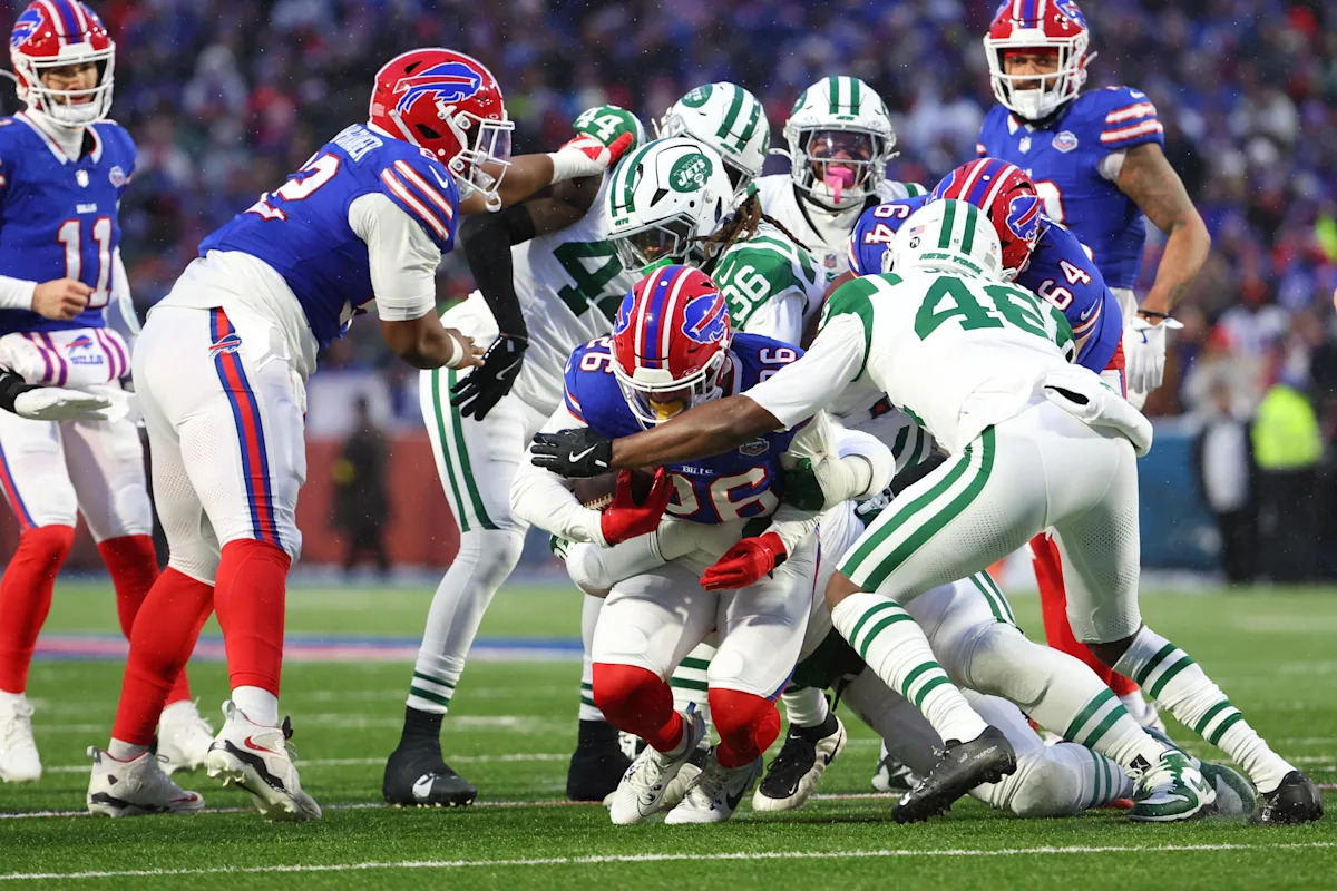 New York Jets News: Russell Wilson Pursuit Sure to Catch eye of Former Jets GM