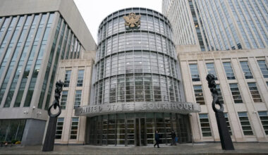 Woman Gives Birth in Brooklyn Courthouse