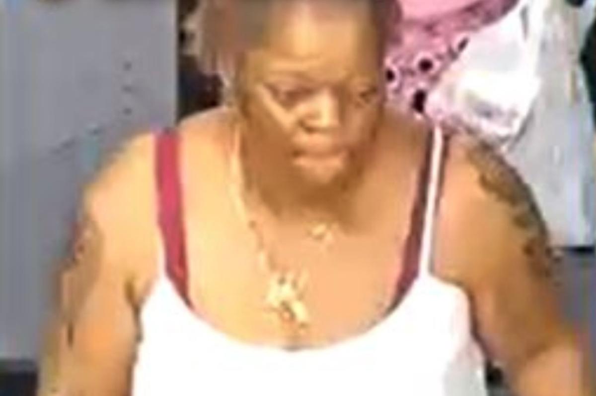 Tattooed woman in pink slippers fatally stabs man in NYC clash: cops