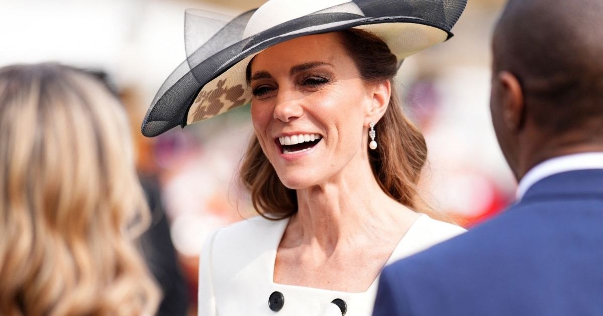 Kate Middleton Pays Homage to Late Princess Diana & Queen With Jewelry — Report