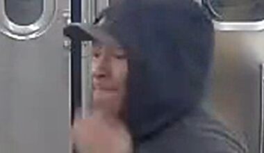 Man repeatedly punched, stabbed on board Manhattan A train