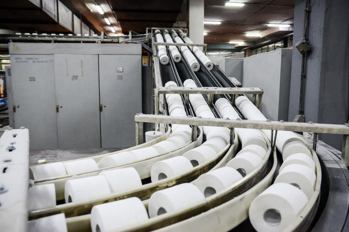 Sweeping NY bill aims to nix plastic wrap for these crucial everyday items