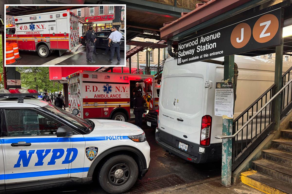 Straphanger, 33, stabbed multiple times in NYC subway attack -- crazed attacker still on the loose: cops
