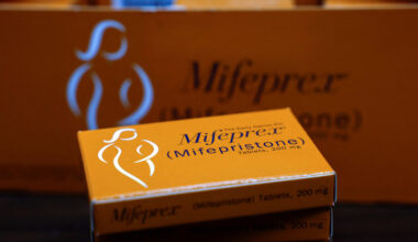 Supreme Court Allows Abortion Pill Access by Mail to Continue