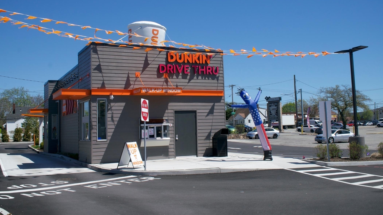 New Dunkin' to host grand opening in Levittown Friday
