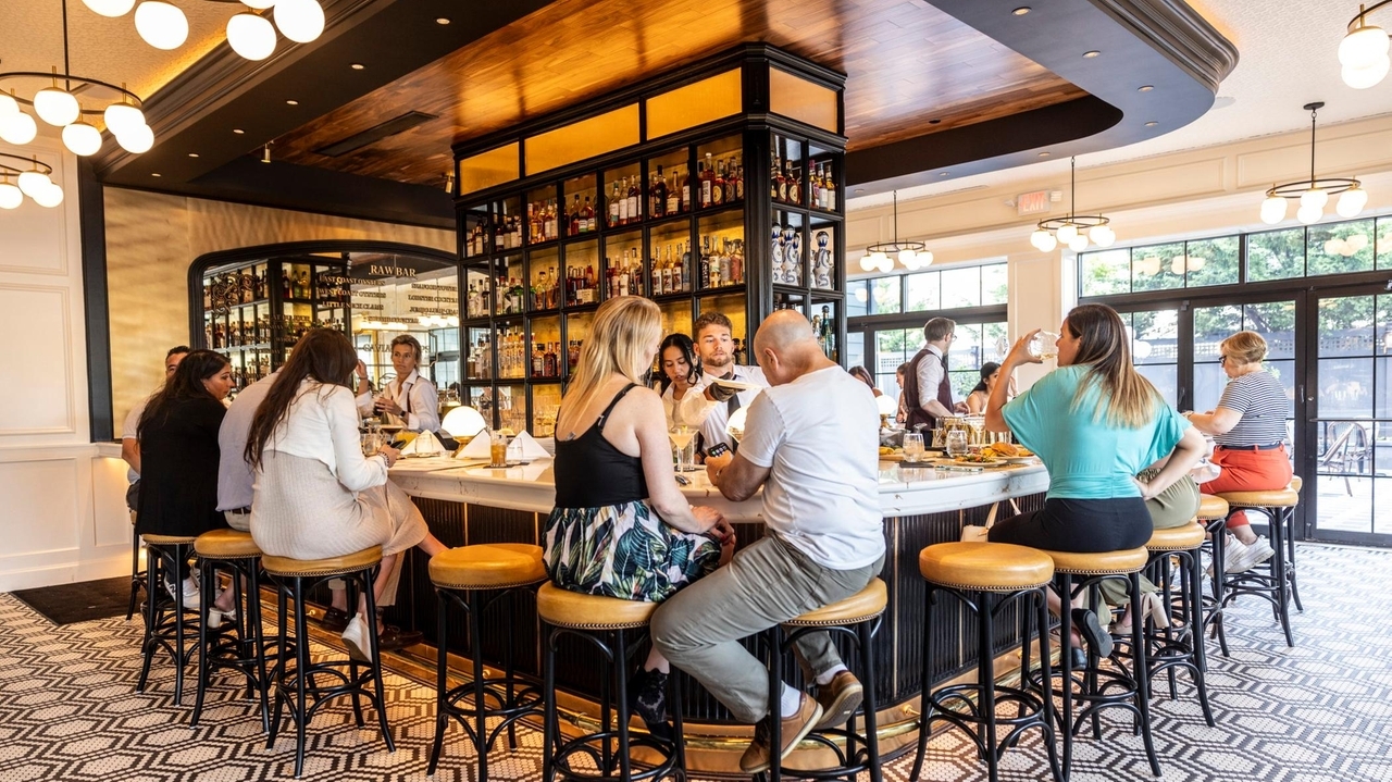 The James in Babylon sets reopening date