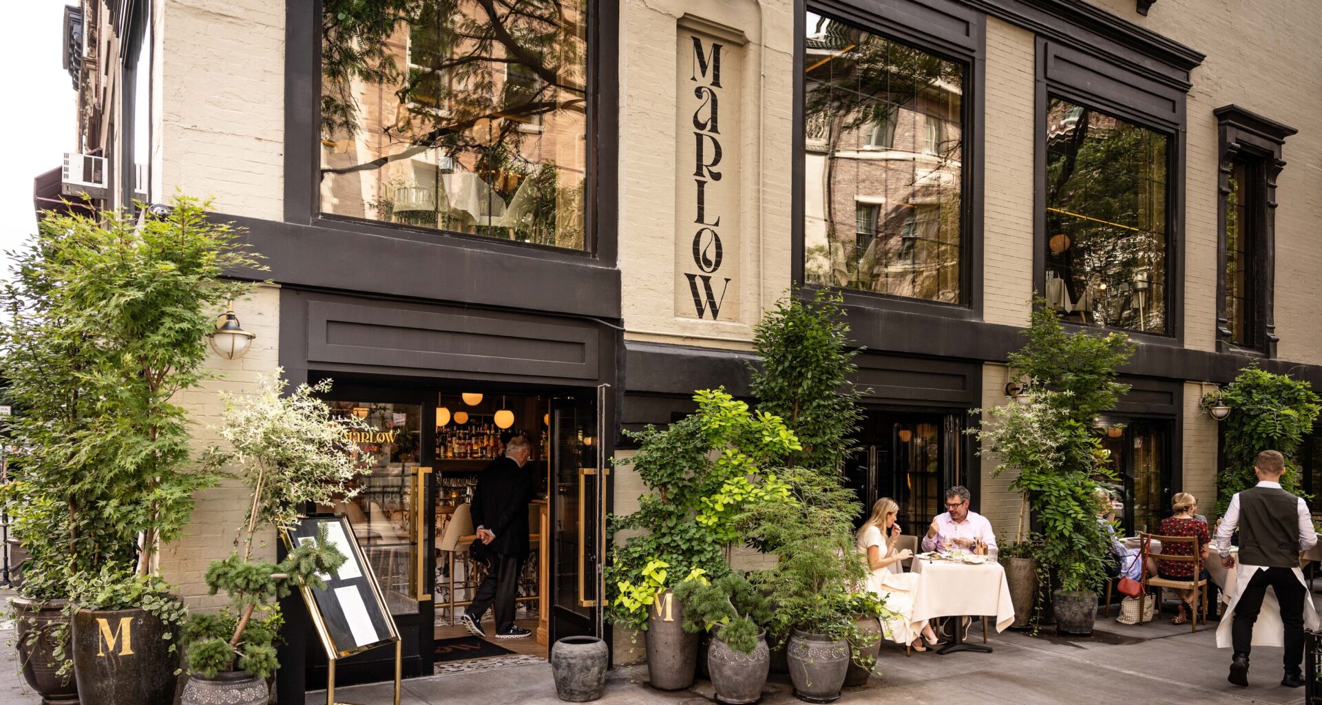 This is the NYC Restaurant Where Anne Hathaway and Emily Blunt Have a Reunion Lunch on 'The Devil Wears Prada 2'