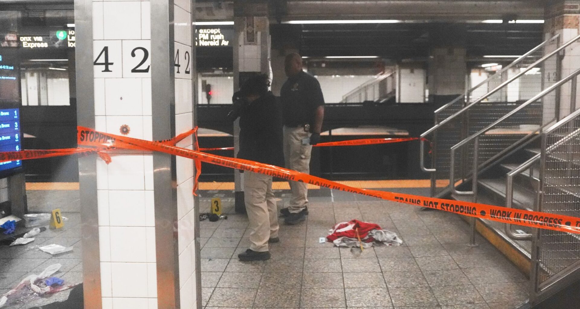 Video of NYC police killing machete-wielding man at Grand Central station released