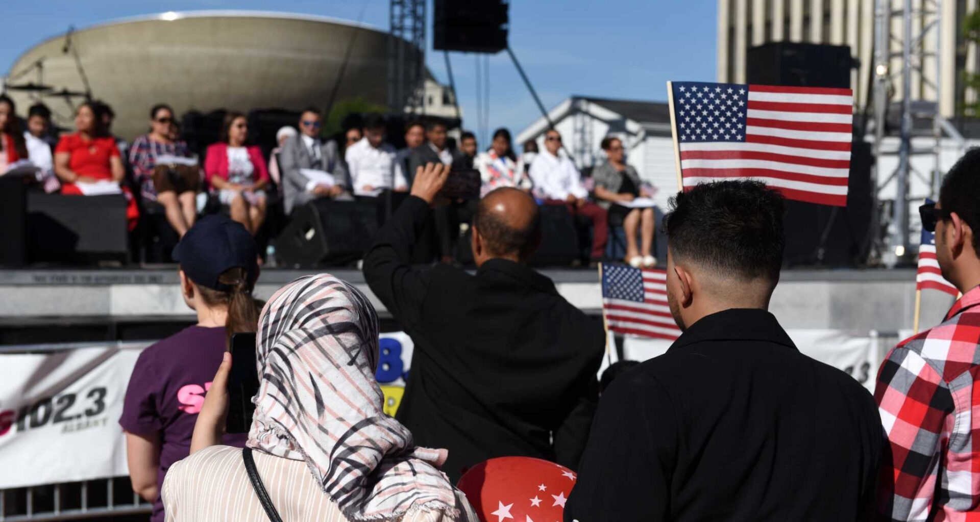 Immigration service fraud surges amid crackdown, fear
