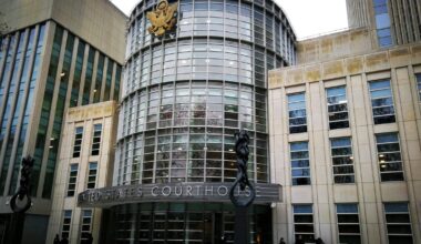 Staten Island men admit juror bribery attempt in boxer's $1B cocaine trafficking trial