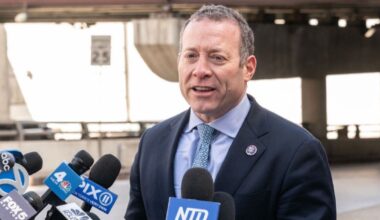 Rep. Gottheimer pushes 'Jersey Pride' tax credit bill to rival 'I Love NY'