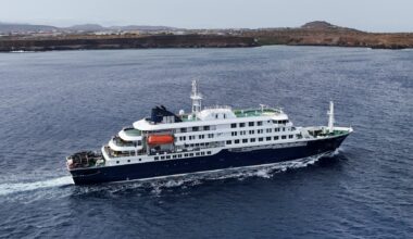 Countries track passengers of virus-hit cruise ship