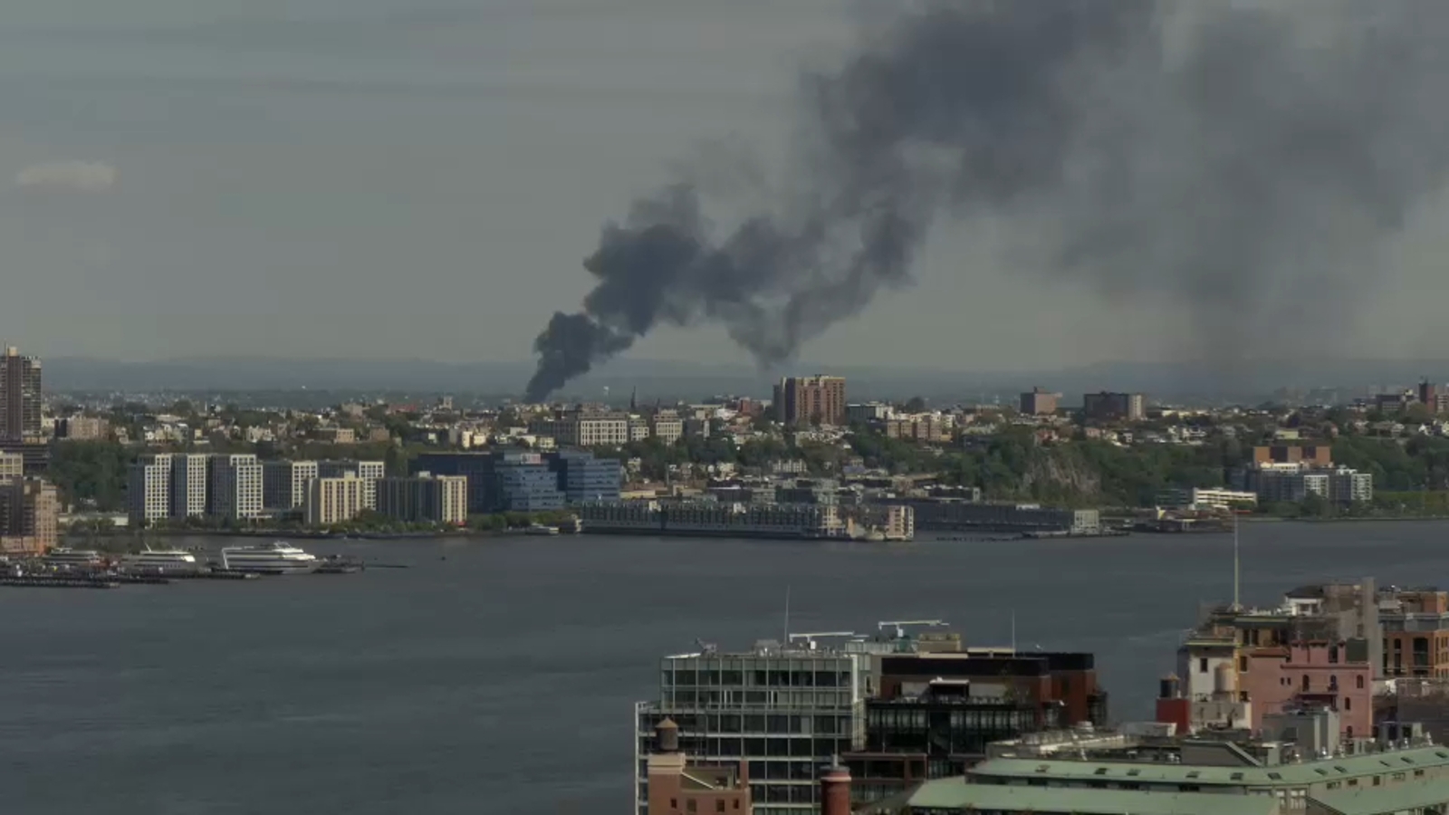 Large warehouse fire in Carlstadt, NJ sends smoke billowing into the sky visible from Manhattan