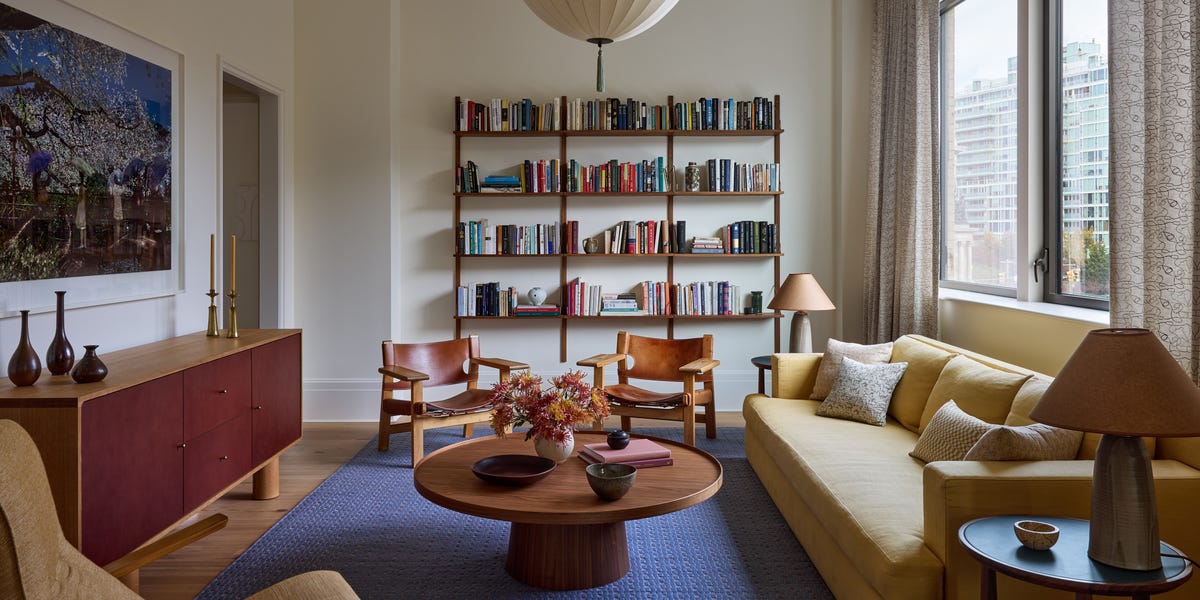An All-White Brooklyn Apartment Underwent a Bold, Chromatic Makeover, All at Warp Speed