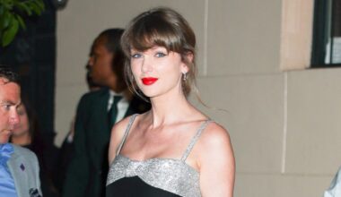 Taylor Swift Wears a Valentino Minidress With a Glitzy Twist at New York Dinner