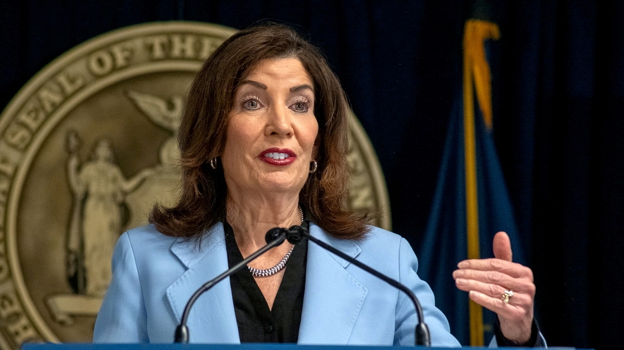 No rise on NYC property tax as state pitches in $4B to close city budget gap