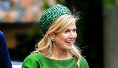 Queen Máxima triumphs in an elegant green skirt suit after Venice getaway