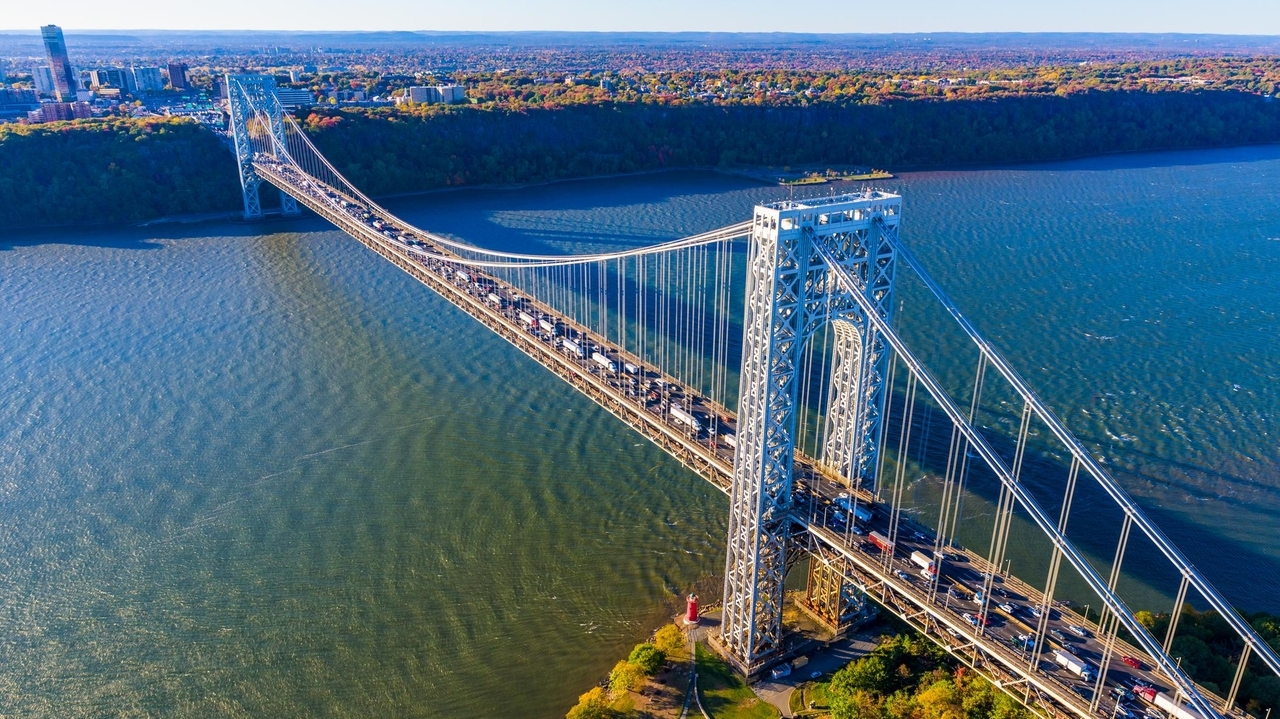 Falling debris closes westbound lanes of George Washington Bridge; Cross Bronx traffic snarled