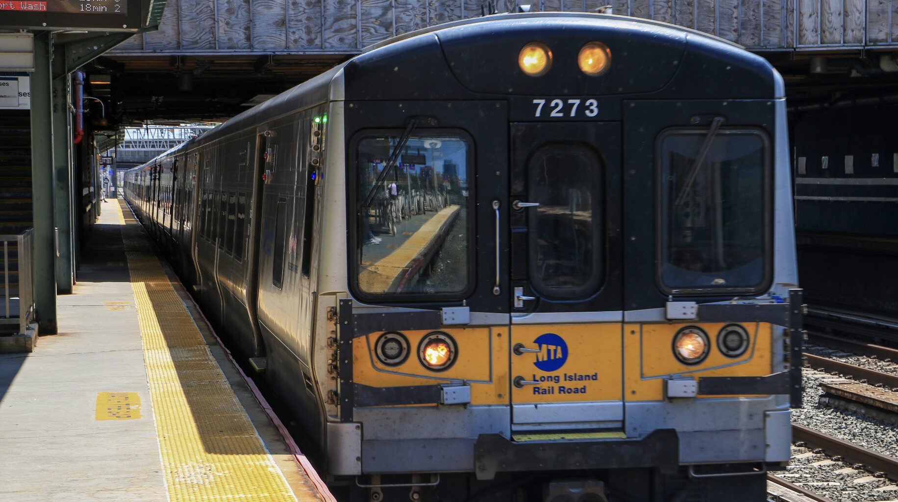 LIRR Strike: Governor Hochul Warns That New Yorkers May be Forced to Work from Home