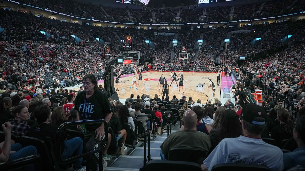 New York’s big third quarter propels Liberty past Fire 100-82