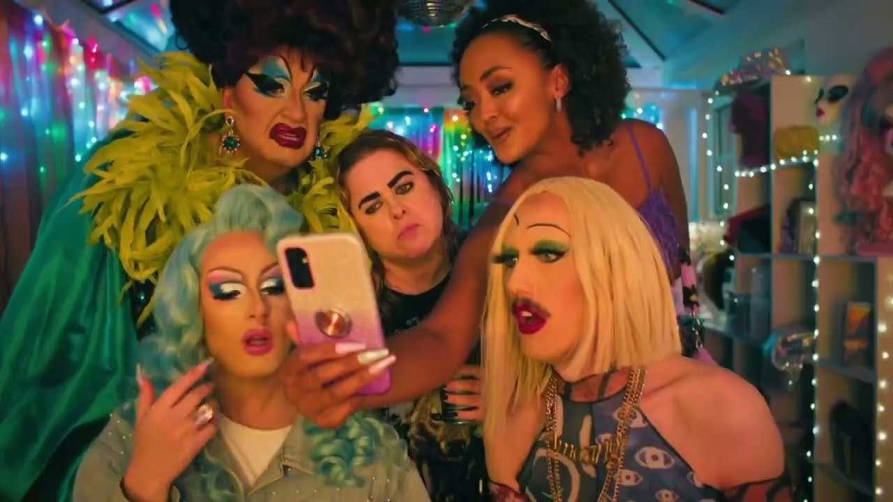 BBC iPlayer - Trailer - Smoggie Queens - YouTube
