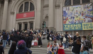 It’s giving art: Thousands of teens take over the Met