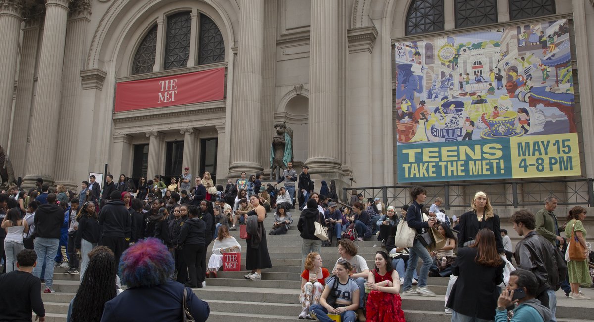 It’s giving art: Thousands of teens take over the Met