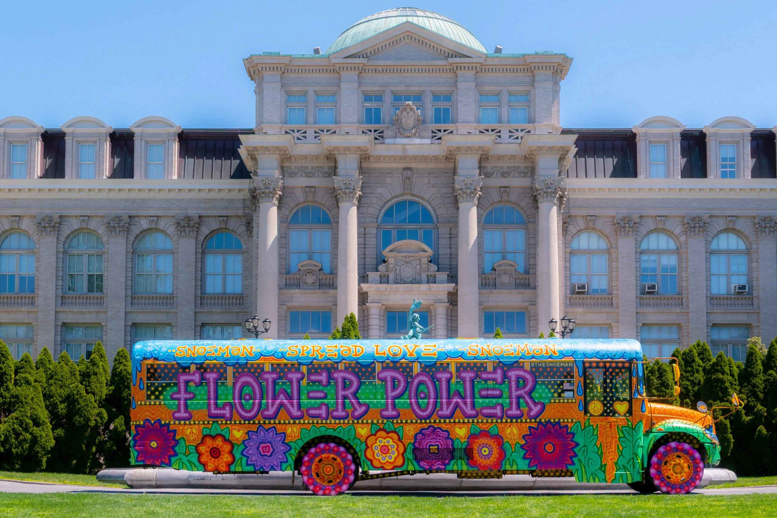 "Flower Power" bus by Snoeman.