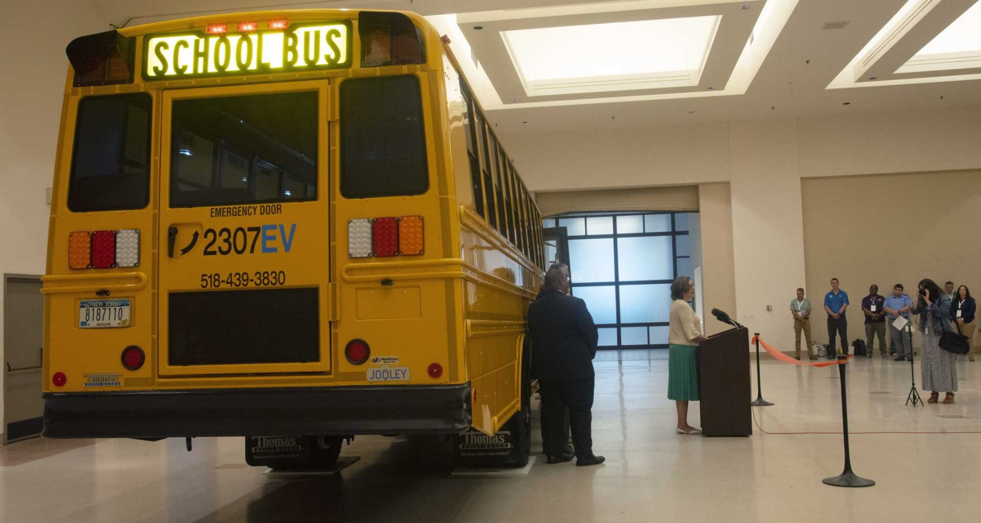 NY schools receive more pre-K aid, electric bus delay in state budget