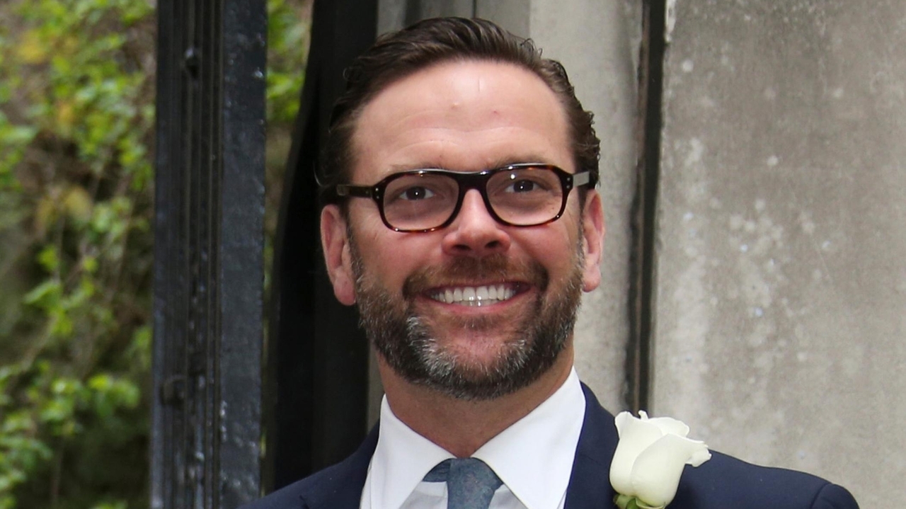 James Murdoch, media scion, strikes deal for New York Magazine and Vox