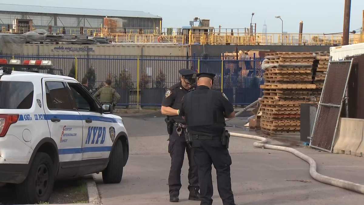 Explosion at Staten Island shipyard kills 1, injures at least 36