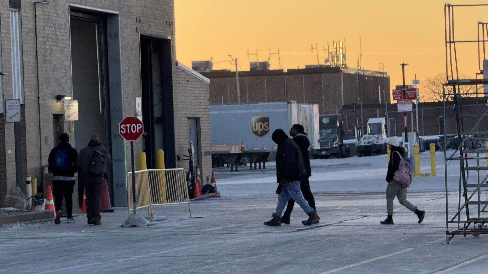 UPS shuts down midnight shift at Manhattan’s 43rd Street Hub, imposes split shifts in latest wave of job cuts