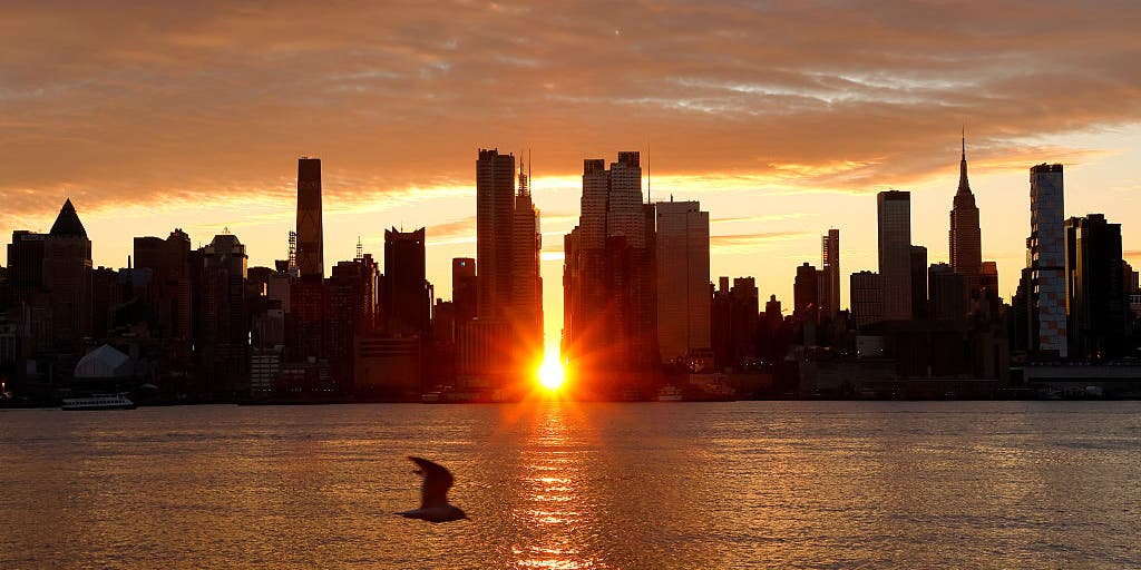 Manhattanhenge: Best times and places to view NYC's ultimate sunscape