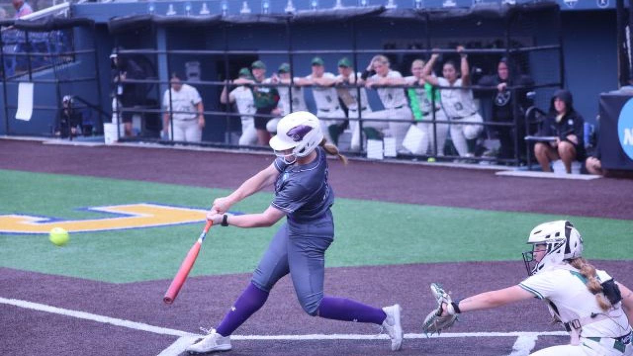 Queens of the walk-off: McKendree's fun run to the DII softball semifinals