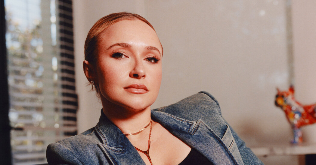 In a New Memoir, Hayden Panettiere Relives the Drama