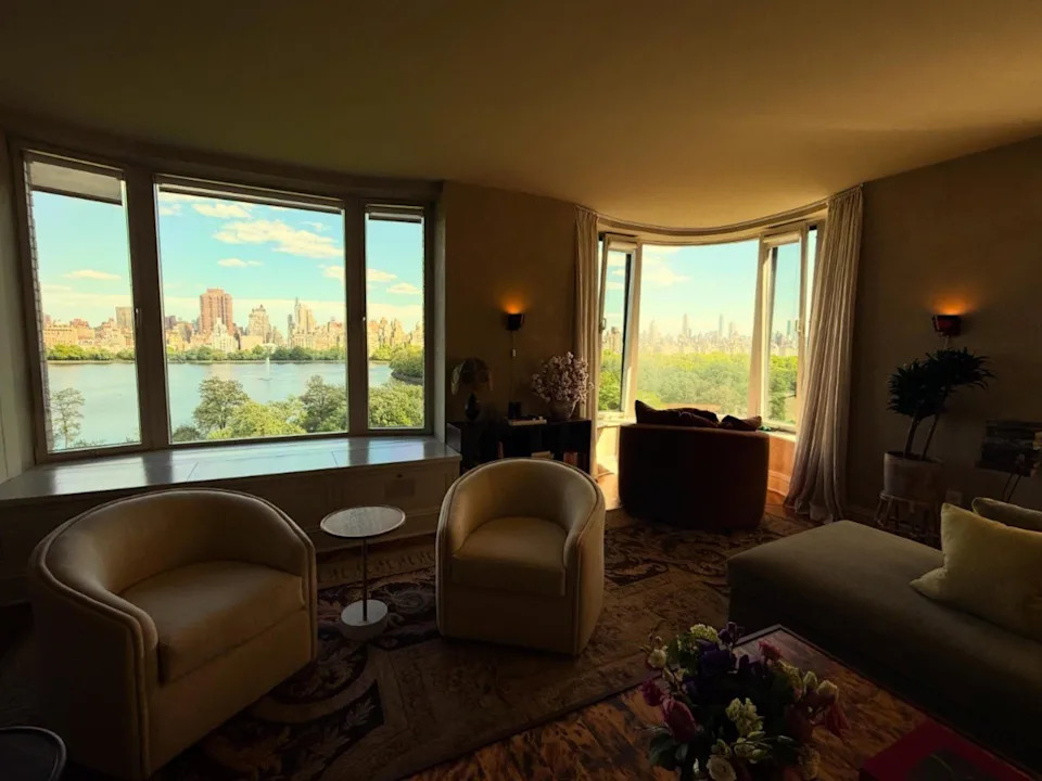 Amy Schumer shows off her "dream home" in New York City