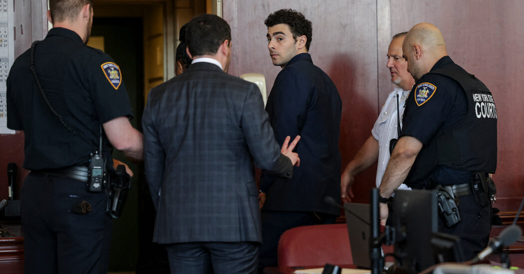New York to Review Press Credentialing After Mangione Backers’ Comments